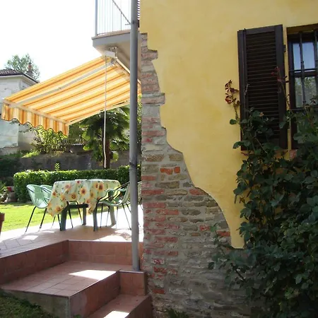 팜스테이 Agriturismo Piccolo Rustico 디아노 달바