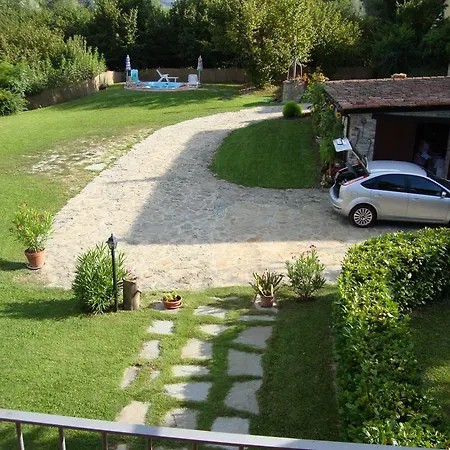 Agriturismo Piccolo Rustico * 디아노 달바